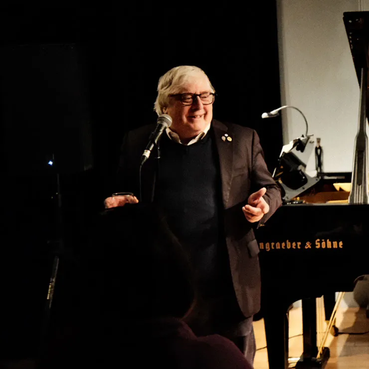 David Jaeger addressing the audience